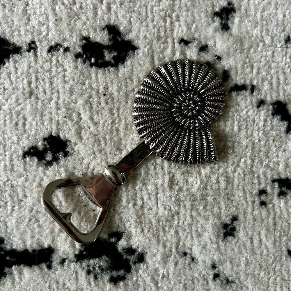 Seashell bottle opener